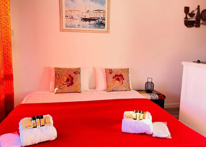 Apartment Cap Raphael Yourhosthelper *