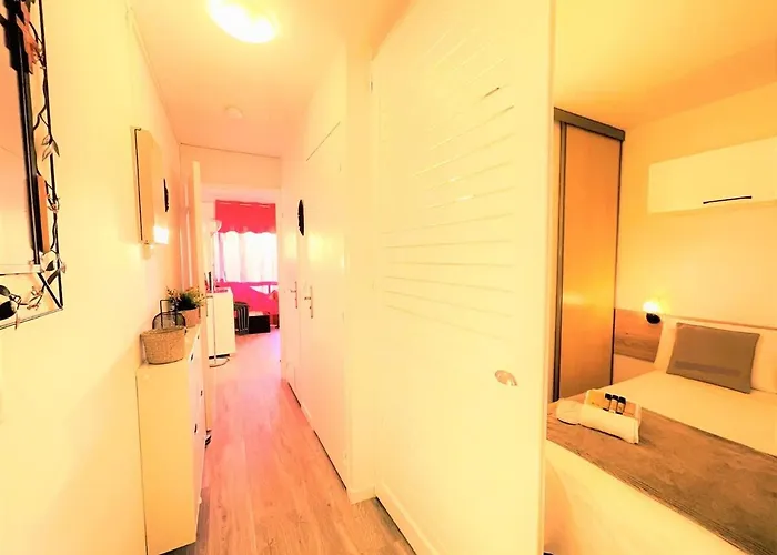 Cap Raphael Yourhosthelper Apartment Saint-Raphaël