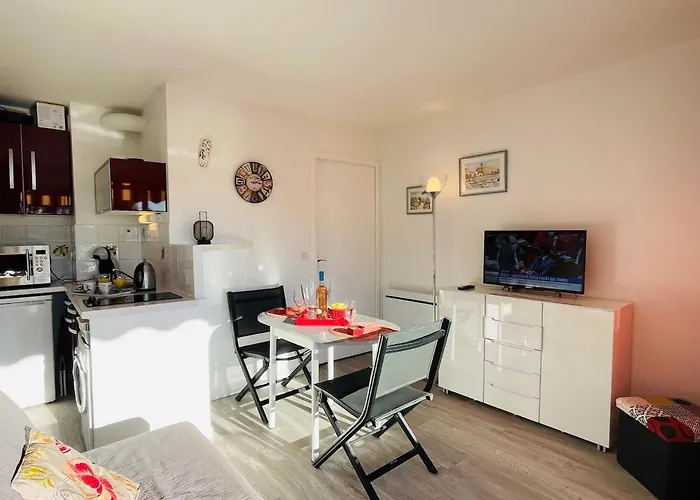 Cap Raphael Yourhosthelper * Saint-Raphaël